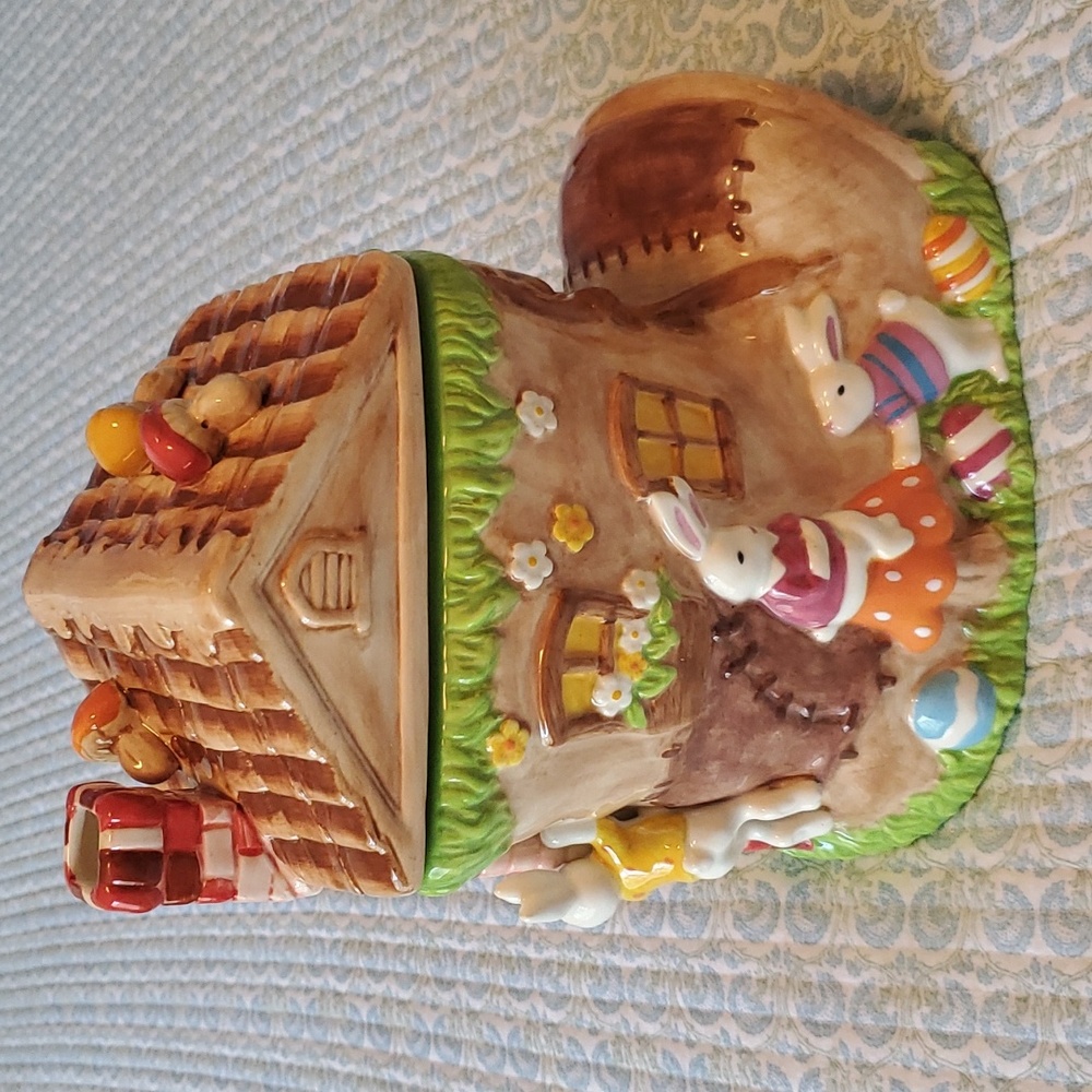 MRS FIELDS Old Woman in Shoe Vintage Easter Bunny Family Cookie Jar